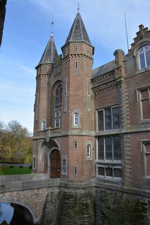 Haras Des Chartreux Hotel Estaimbourg Exterior photo